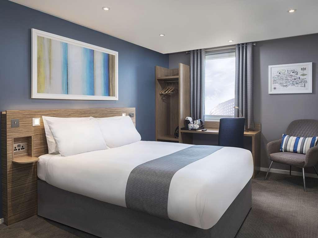 Mercure London Gatwick Airport Χόρλι Δωμάτιο φωτογραφία