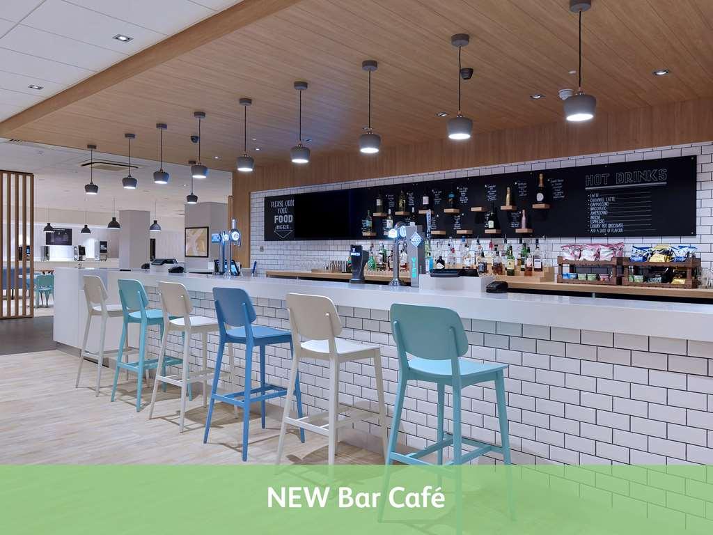 Mercure London Gatwick Airport Χόρλι Εστιατόριο φωτογραφία