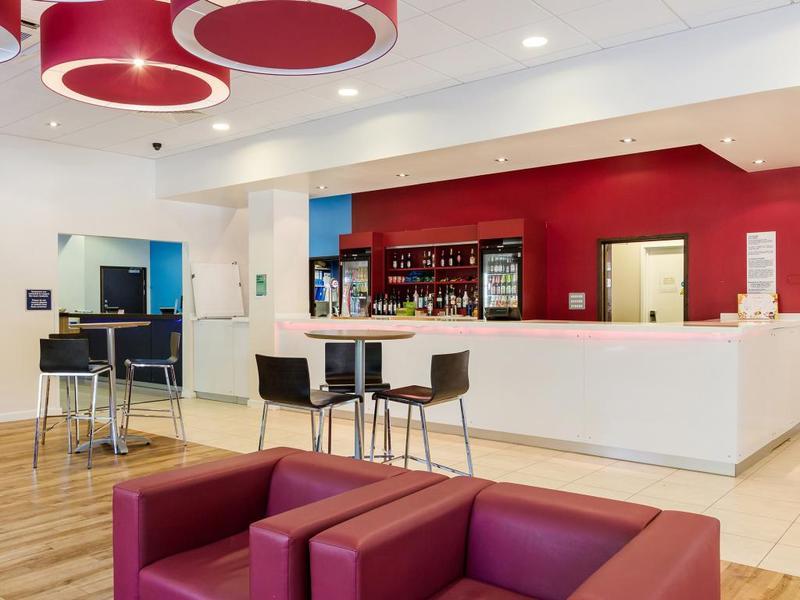 Mercure London Gatwick Airport Χόρλι Εξωτερικό φωτογραφία